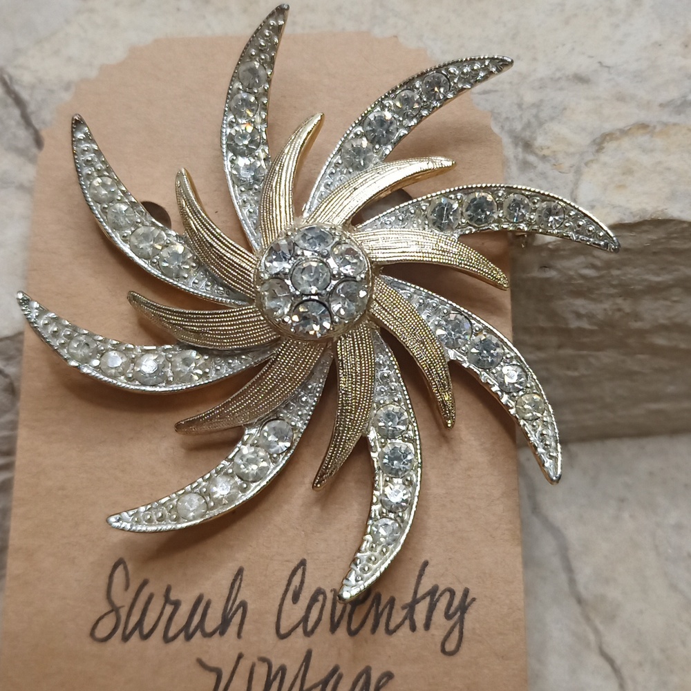 Sarah Coventry vintage soft gold